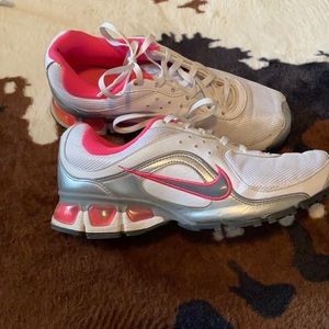 Nike hurts my plantar foot